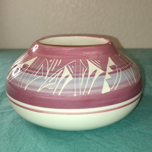 Pottery Bowl Pink and White Vintage Marked Silas NKV ethnic southwestern Design - Picture 1 of 6